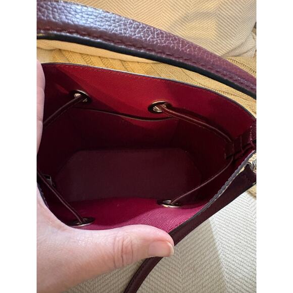 Kate Spade New York Eva Wildflower Bouquet Small Bucket Bag Leather - Picture 10 of 10